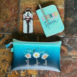 Turquoise Daisy Pouch with 'Faith Hope Love' & Matching Accessories